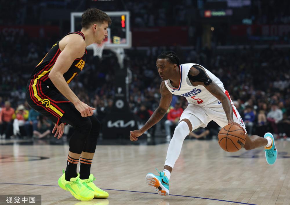 雄鹿队追逐 雄鹿队追逐